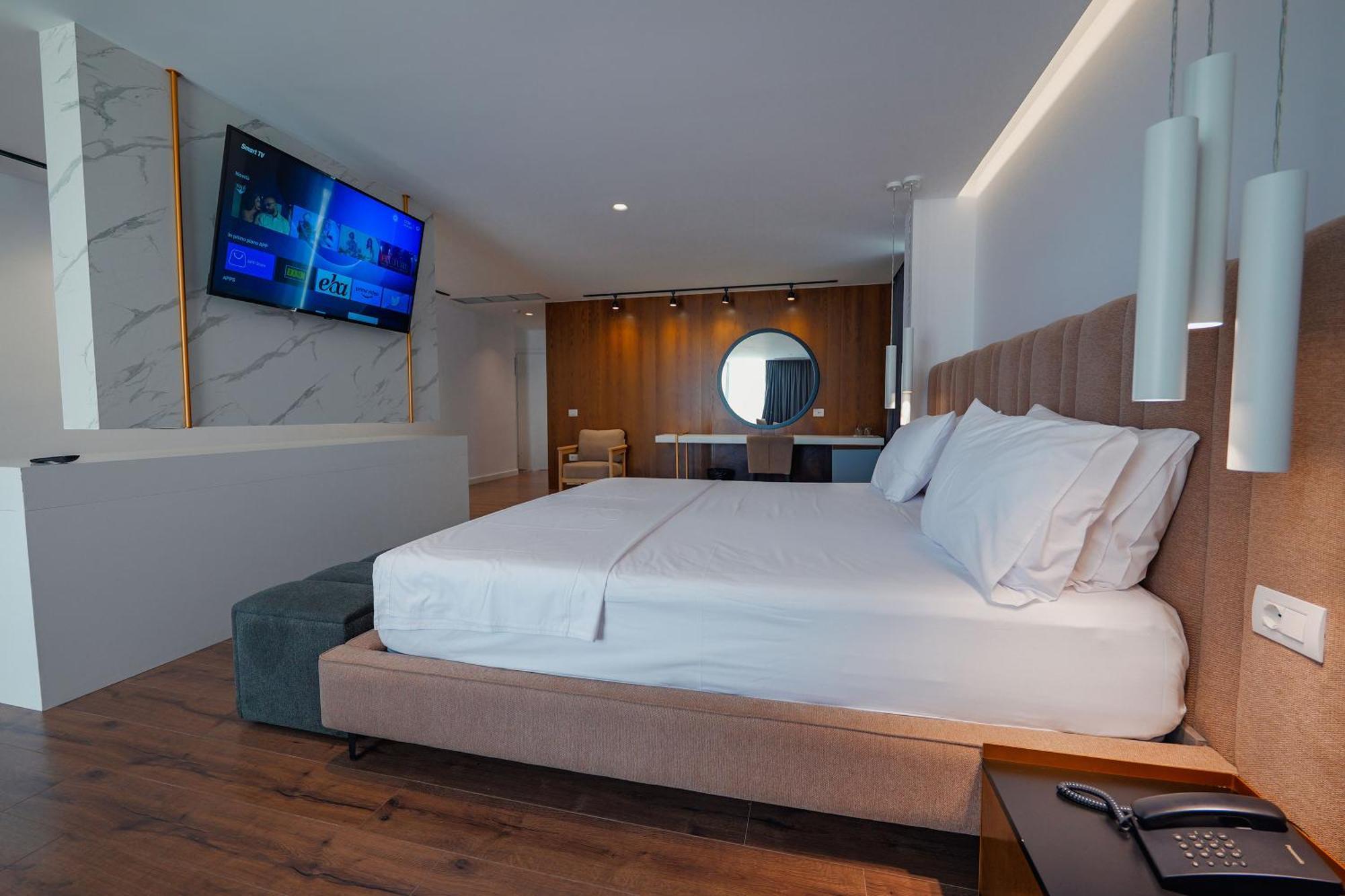 Dorchester Hotel Sarande Luaran gambar