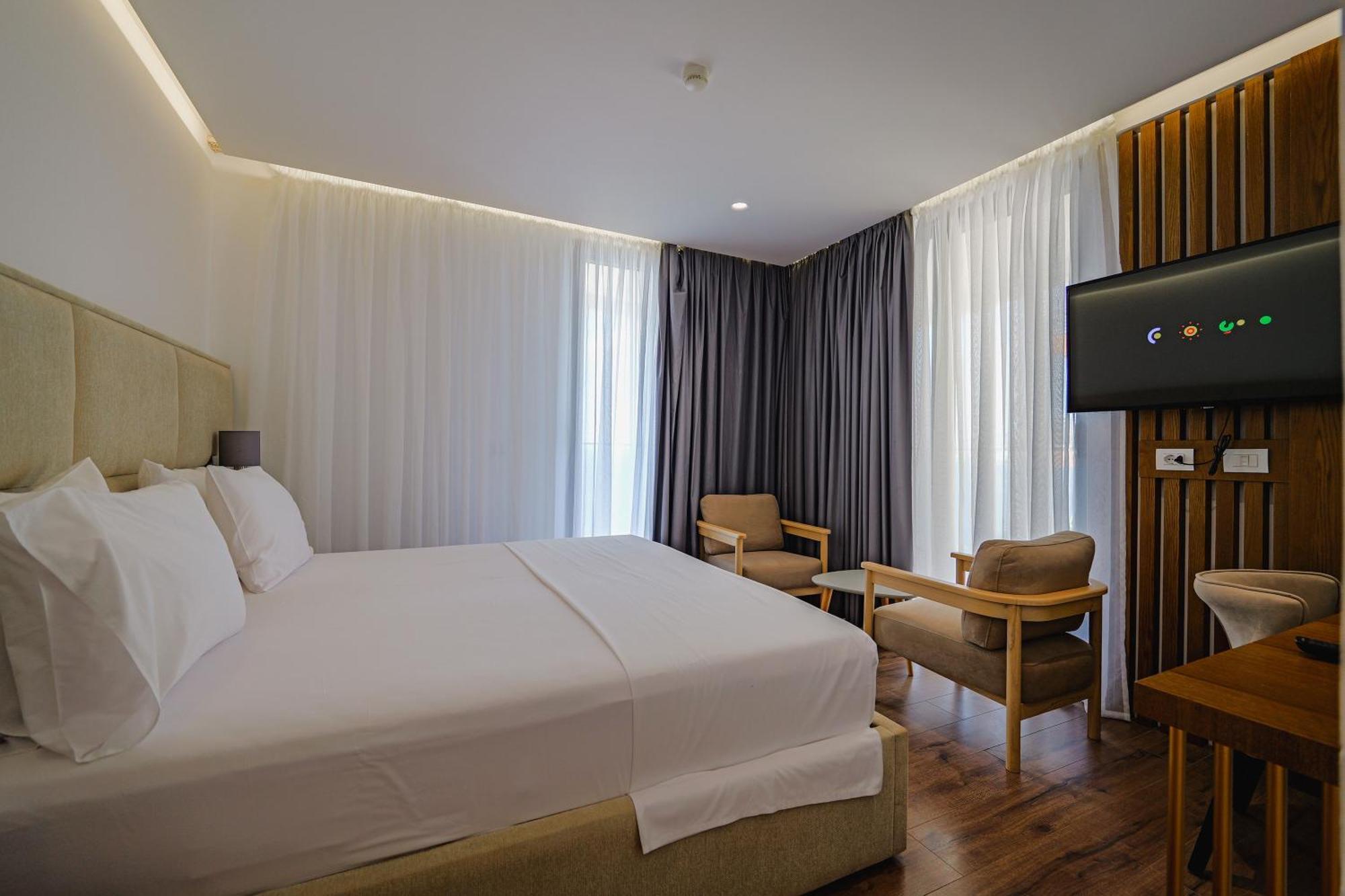 Dorchester Hotel Sarande Luaran gambar