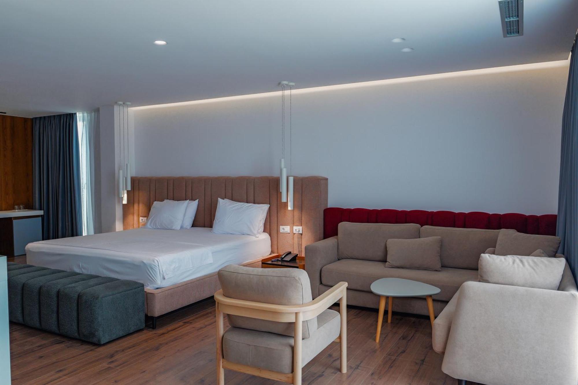 Dorchester Hotel Sarande Luaran gambar